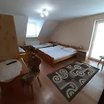 Smrek *